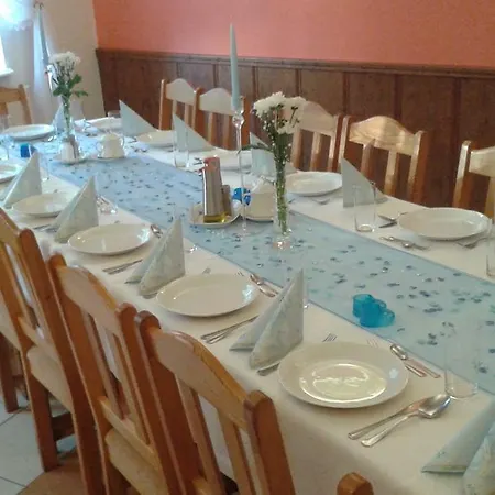 Dom Polski ホテル *